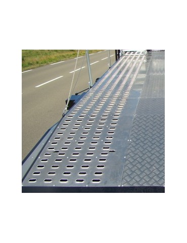 PLANCHER EN ACIER BRUT PASSAGE DE ROUE 2