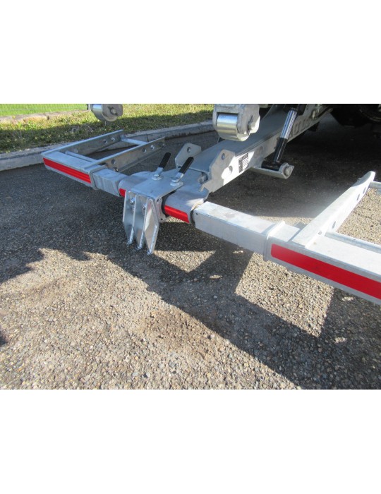 CHAPE ADAPTABLE SUR LE PANIER AVEC BECHES VERTICALES