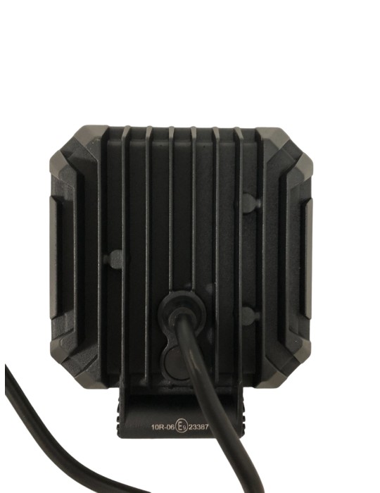 PHARE DE TRAVAIL 9 LEDS CARRE NOIR 1500 LUMENS
