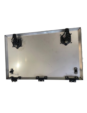 PORTE DE COFFRE EN INOX OPAQUE 2