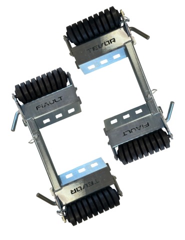 PAIRE DE CHARIOTS TEVOR