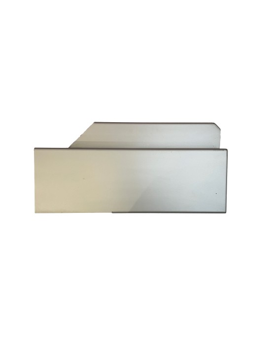 RIGHT REAR LIGHT SUPPORT PLATE PF60