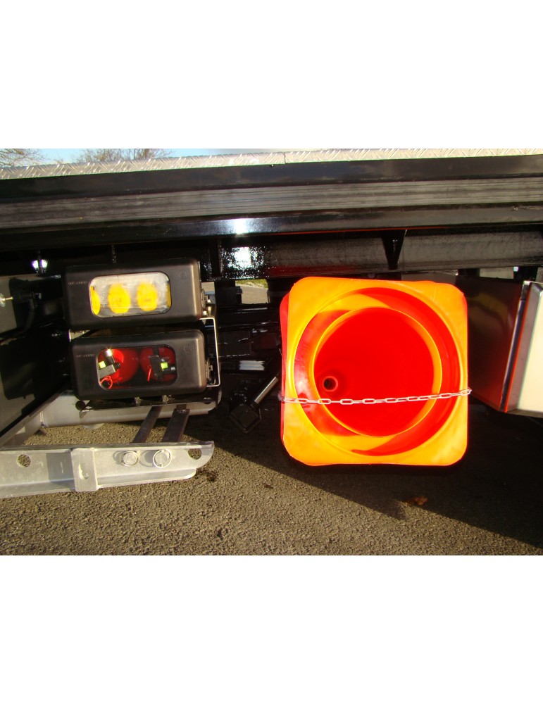 COFFRE POUR DEUX EXTINCTEURS 2KGS 89B 