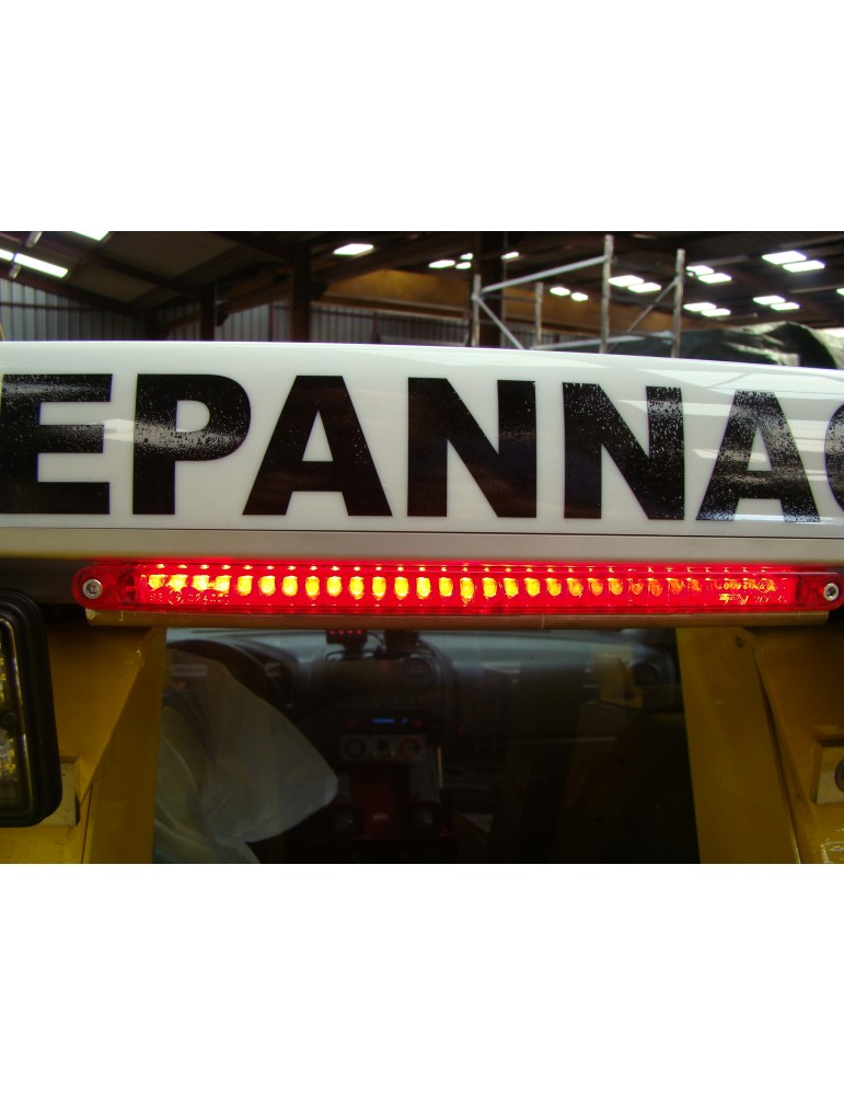 REGLETTE FEU ARRIERE/STOP A LED ENCASTRABLE 12V