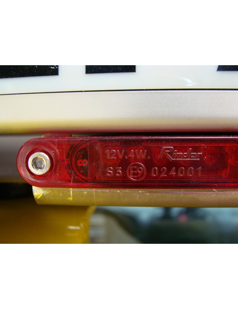 FEU DE POSITION ARRIÈRE ROUGE ROND A LEDS